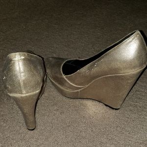 💛 Gold wedges 💛